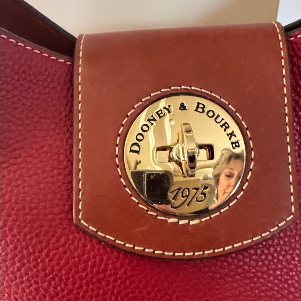 Dooney andBourke red pebble leather turnlock satchel NWT - Picture 2 of 9
